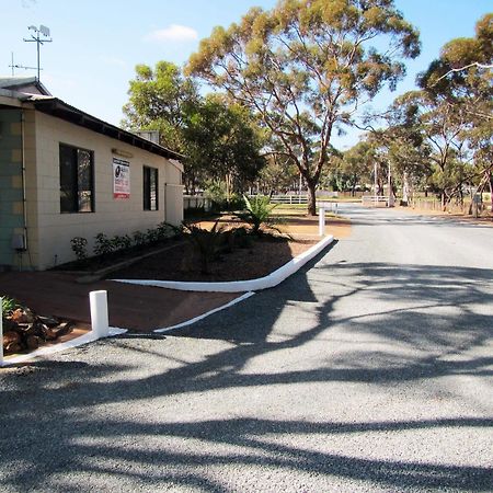 Acclaim Gateway Caravan Park Dundas Kültér fotó